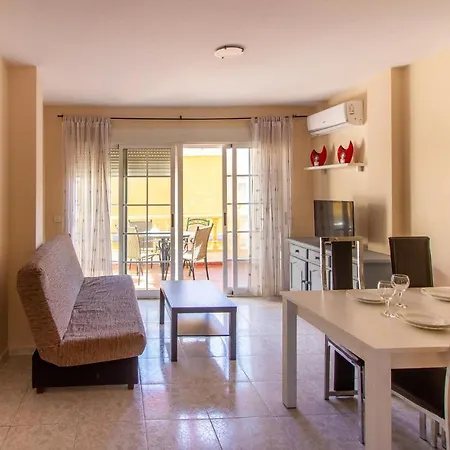 Awesome In With Kitchenette Apartament *