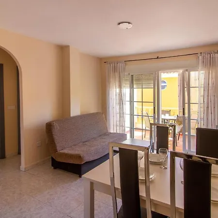 Awesome In With Kitchenette Apartament *