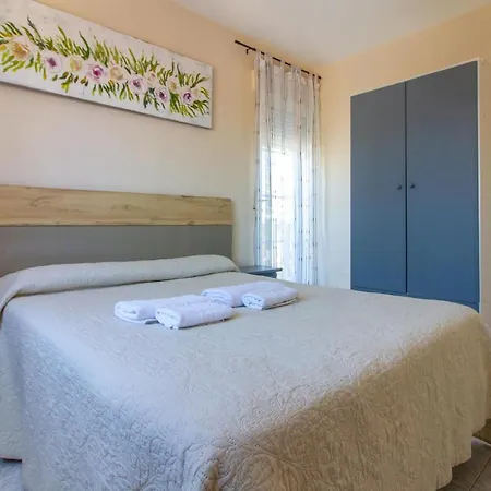 Apartament Awesome In With Kitchenette *